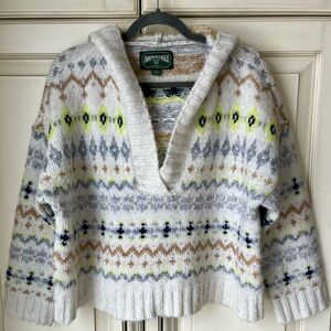 American Eagle Outfitters Multicolor V-Neck Sweater